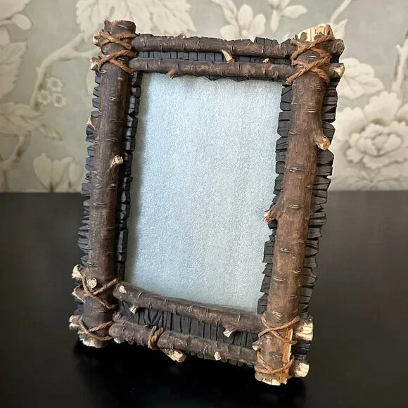 Vintage 90s “Wooden Stick” Tabletop Picture Frame for 4x6 Photo - Picture 8 of 13